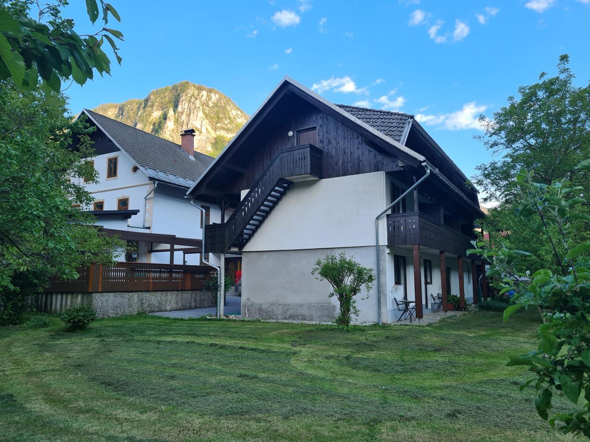 ゴレンスカ地方 Gostilna Batist Bed & Breakfast エクステリア 写真