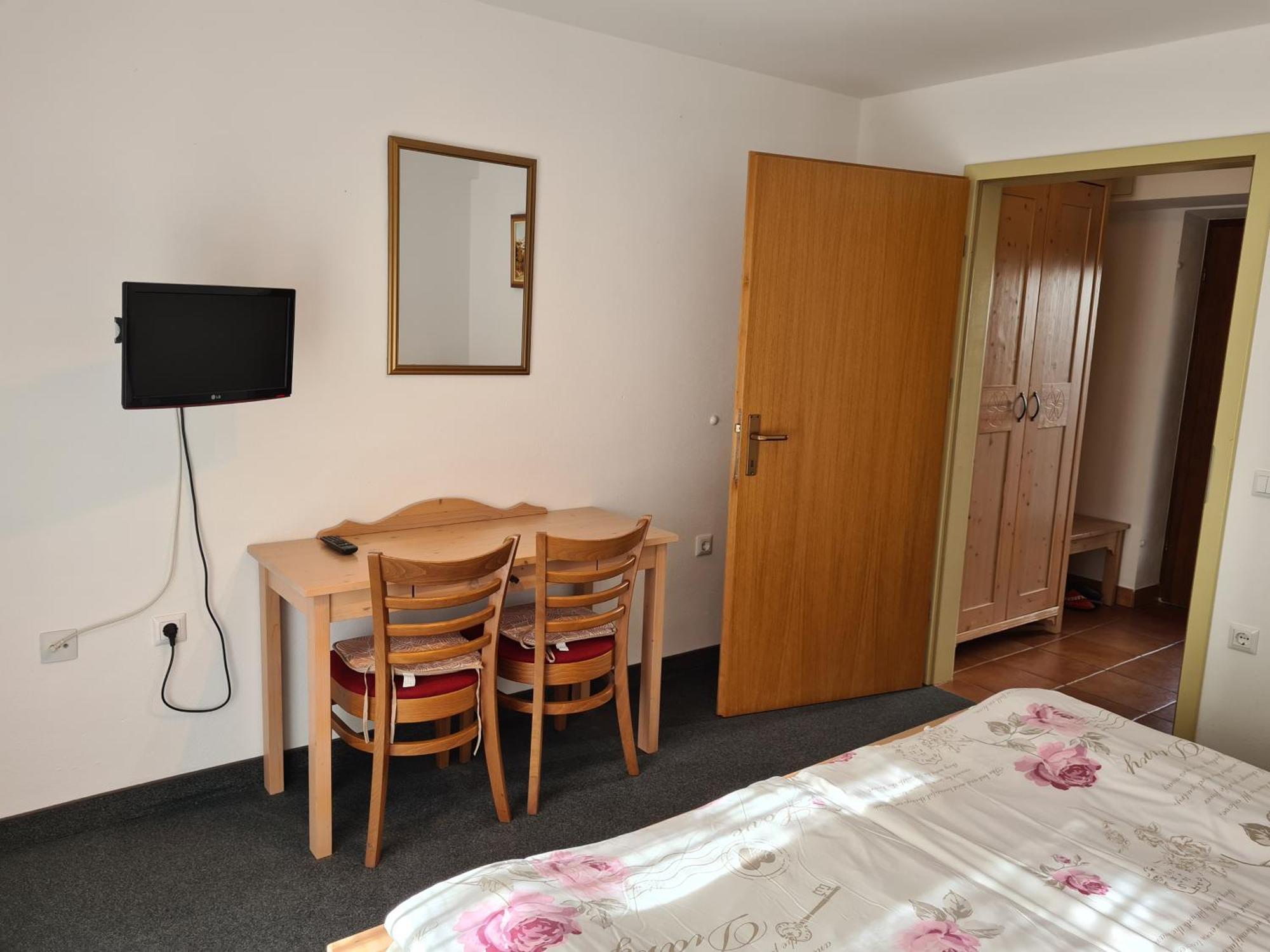 ゴレンスカ地方 Gostilna Batist Bed & Breakfast エクステリア 写真