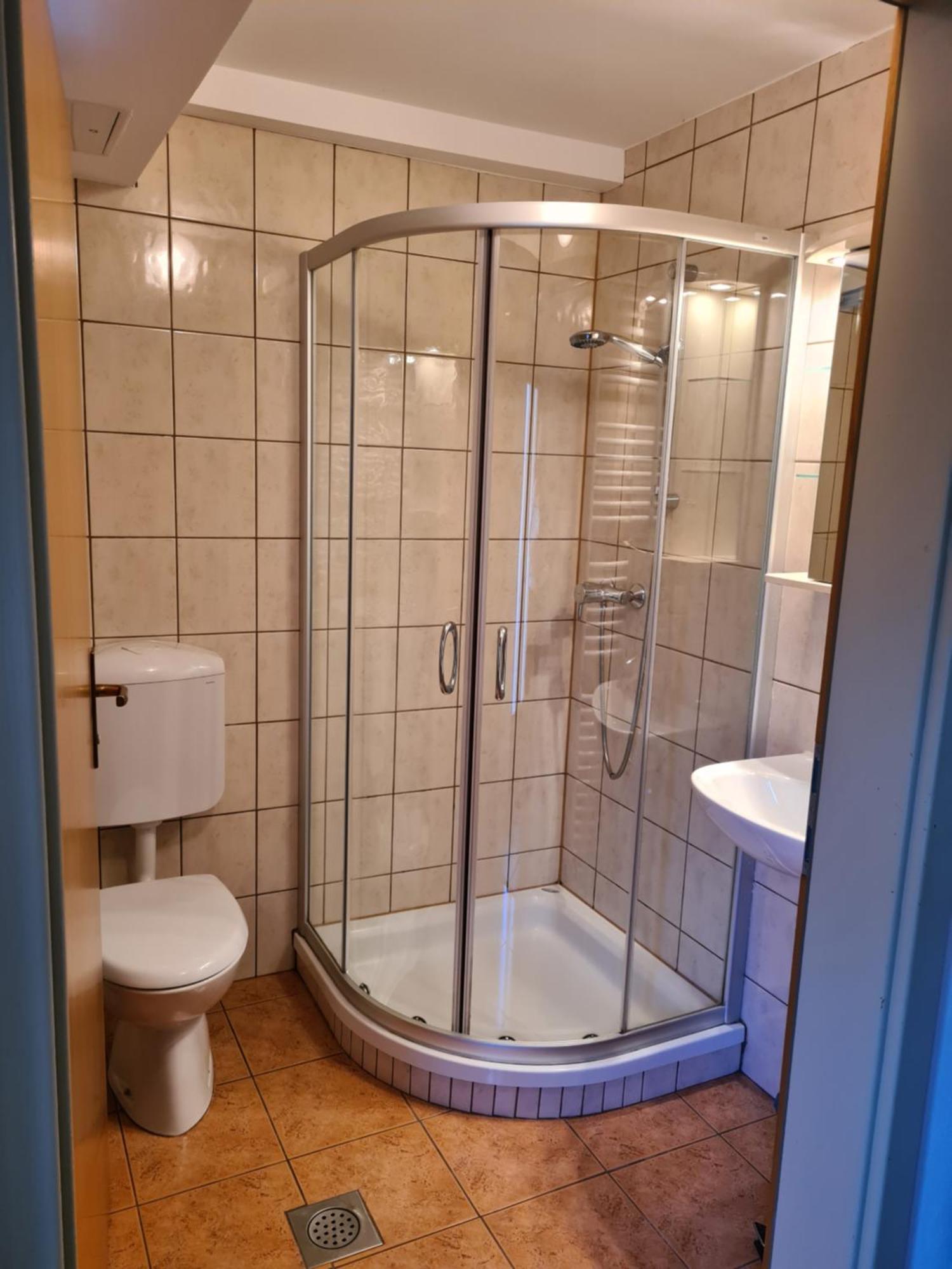 ゴレンスカ地方 Gostilna Batist Bed & Breakfast エクステリア 写真